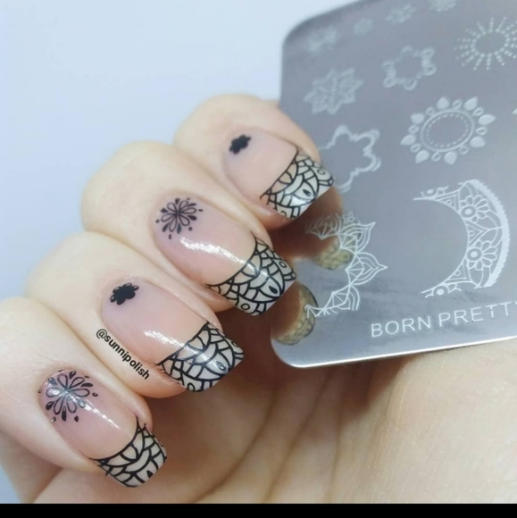 Stamping Nail Set + 6 additional plates - Picture 16 of 16